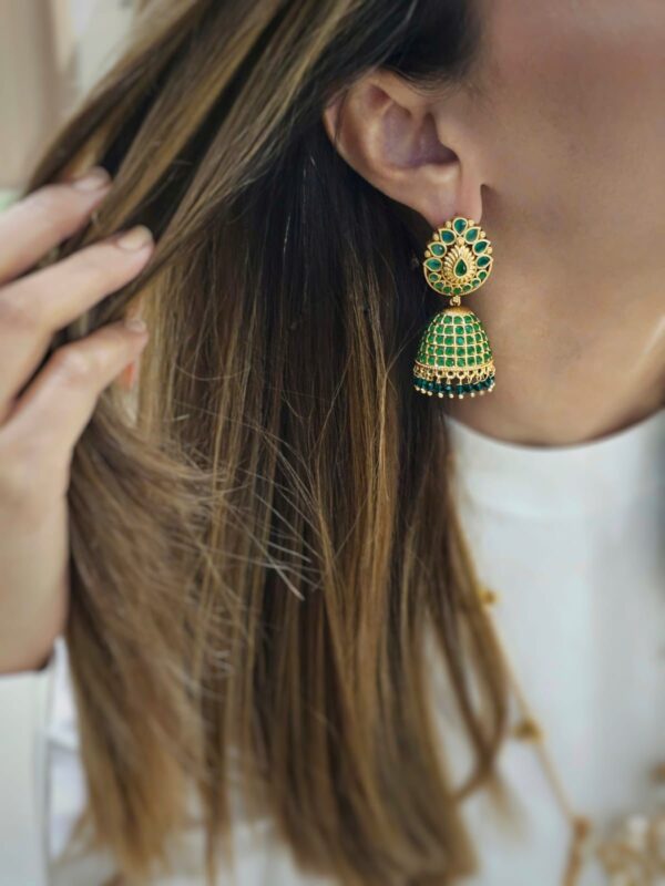 Nuri Handcrafted jhumki